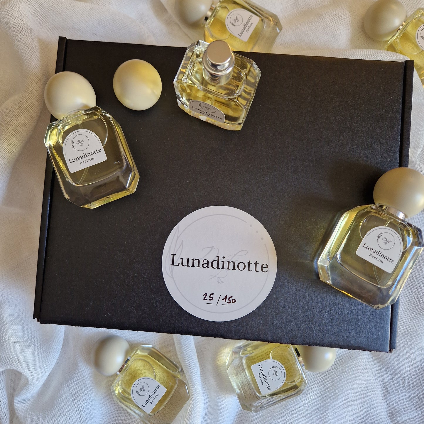 Lunadinotte Parfum + Libro